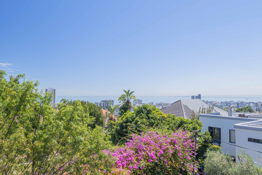 4 Bedroom Property for Sale in Fresnaye Western Cape